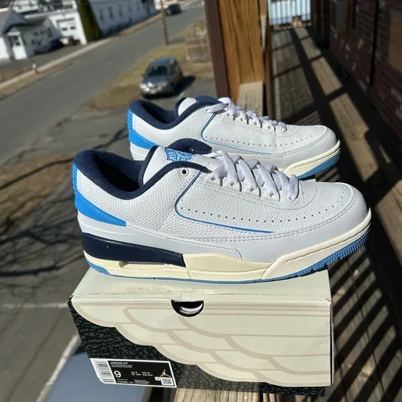 Low 2s Size 9 brand new dead stock