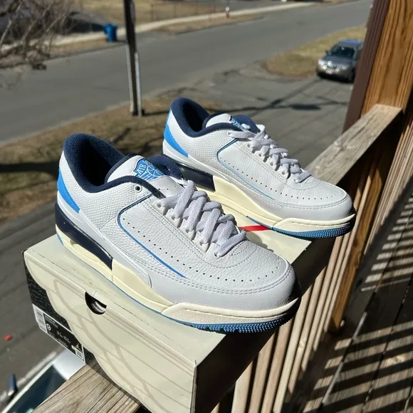 Low 2s Size 9 brand new dead stock