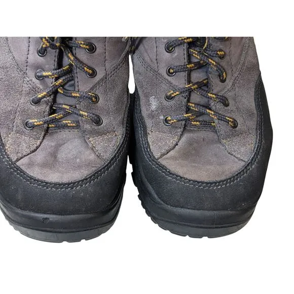 Lowa Shoes Mens 8.5 Low Top Lace Up Sneakers Hiking Boots Suede Trail Trekking