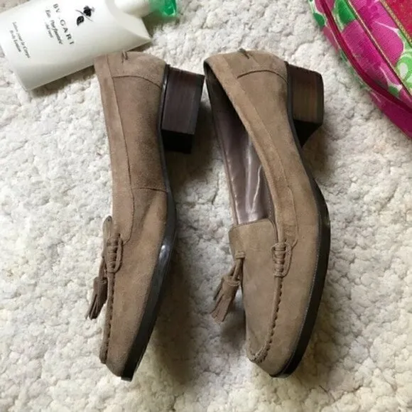 LRL: Tan Tasseled Loafer Suede Shoes w. Small Heel
