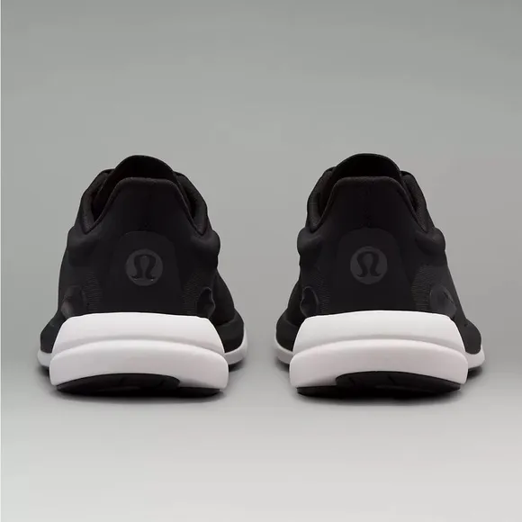 LULULEMON Chargefeel 2 Low Workout Shoes, Size 9