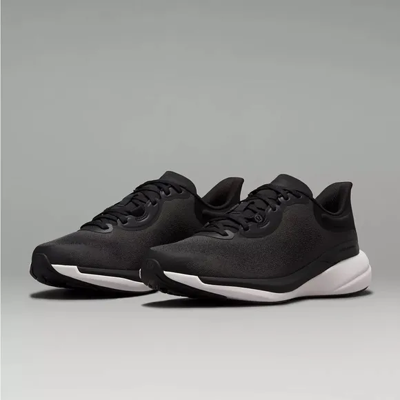 LULULEMON Chargefeel 2 Low Workout Shoes, Size 9