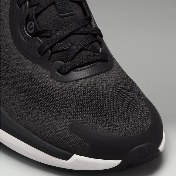 LULULEMON Chargefeel 2 Low Workout Shoes, Size 9