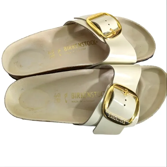 MADRID BIG BUCKLE HIGH SHINE In ECRU ...Size 9