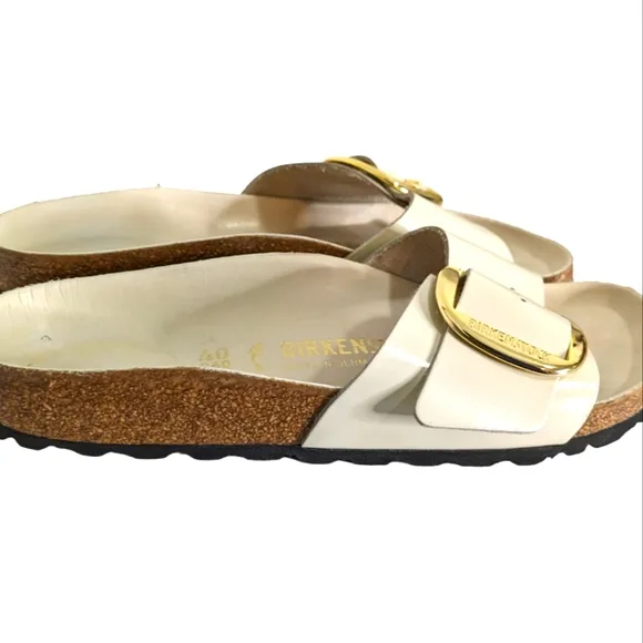MADRID BIG BUCKLE HIGH SHINE In ECRU ...Size 9
