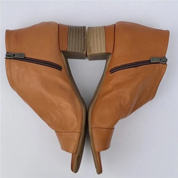 Mago cognac tan 38 7 - 7.5 leather sandal low heel peep toe booties ankle boot
