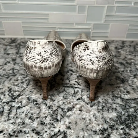 Manolo Blahnik Snakeskin Heels - 37.5