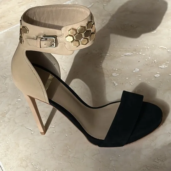 MARCIANO leather New shoes high heel size 5-1/2