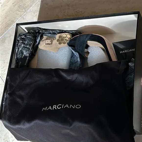 MARCIANO leather New shoes high heel size 5-1/2