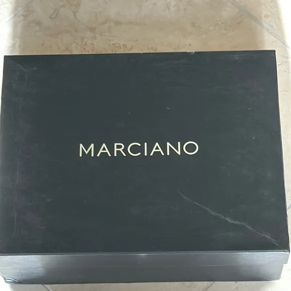 MARCIANO leather New shoes high heel size 5-1/2