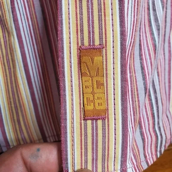 Mecca Cuff Sleeve Button Front Striped Shirt Men's Large NWT