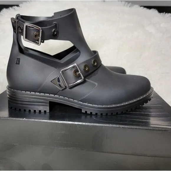 Melissa Antares boots  vegan. new in box