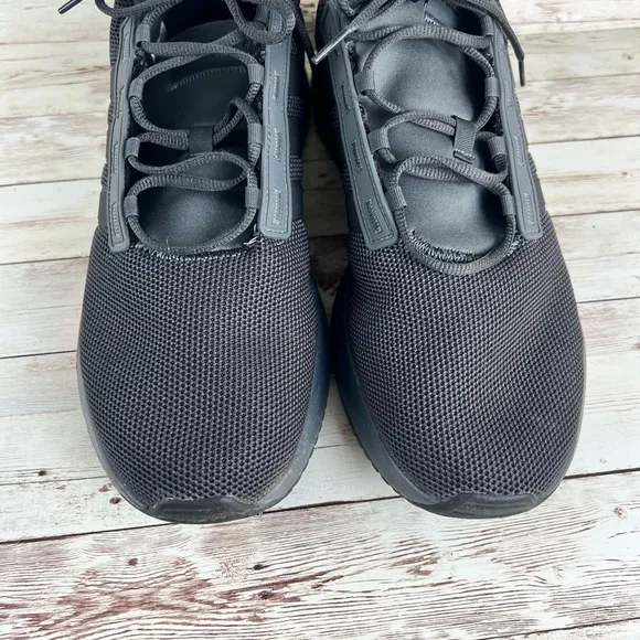 Men Adidas black RACER TR21 SHOES for men size 13