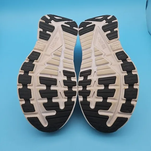 Men's Hoka One One Gaviota 4 Running Shoes Size 12.5 Black/White