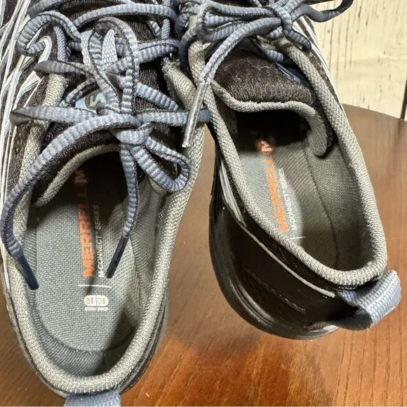 MERRELL Bare Access Arc 3 Women’s Zero Drop Running Shoes in Size 6 black silver