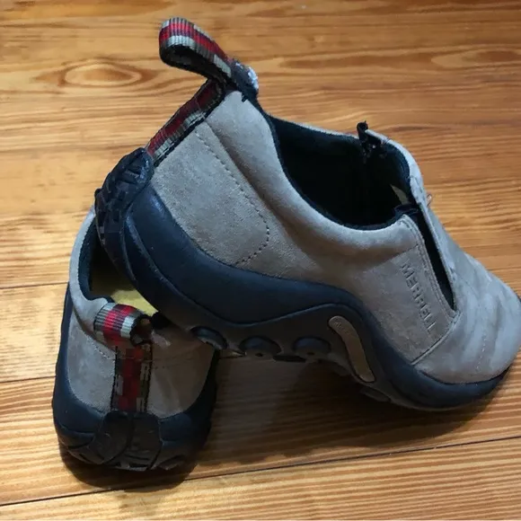 Merrell Jungle Moc Classic Taupe Performance Women’s shoes gray. Size 8