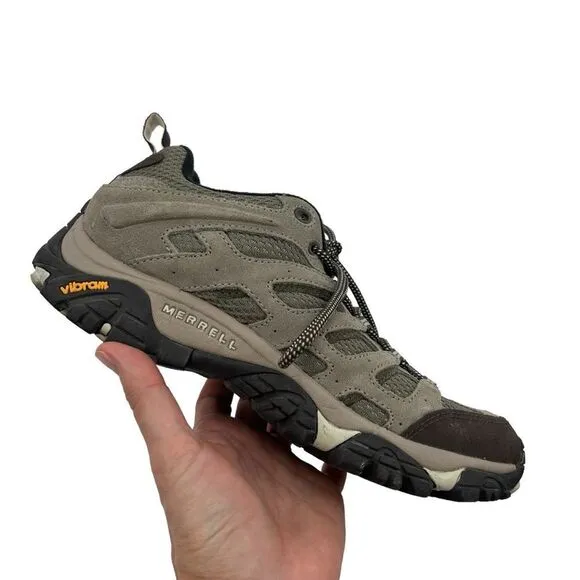 Merrell Women's Moab Vent Trekking &amp; Hiking Shoes Granite gray size 10