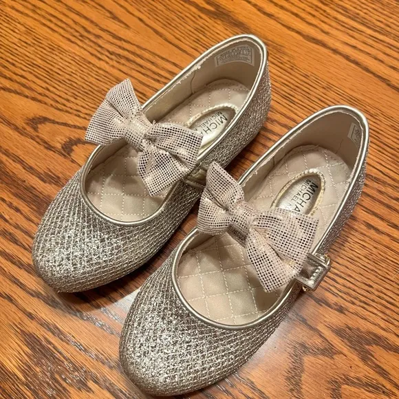 Michael Kors Harin Flat Glittery Gold Kids Shoes with Bow Size 11