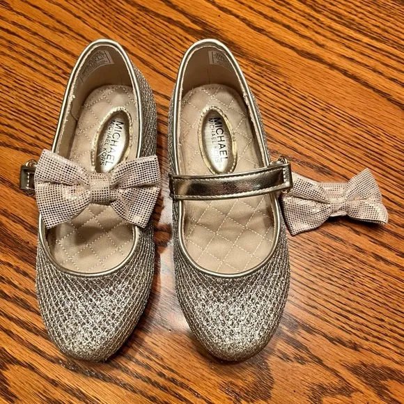 Michael Kors Harin Flat Glittery Gold Kids Shoes with Bow Size 11