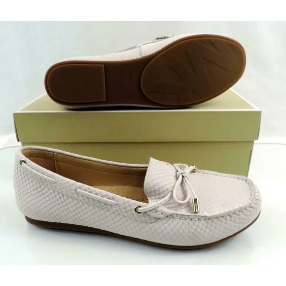 Michael Kors SUTTON Moccasin Flat Shoes Embossed Leather Light Cream