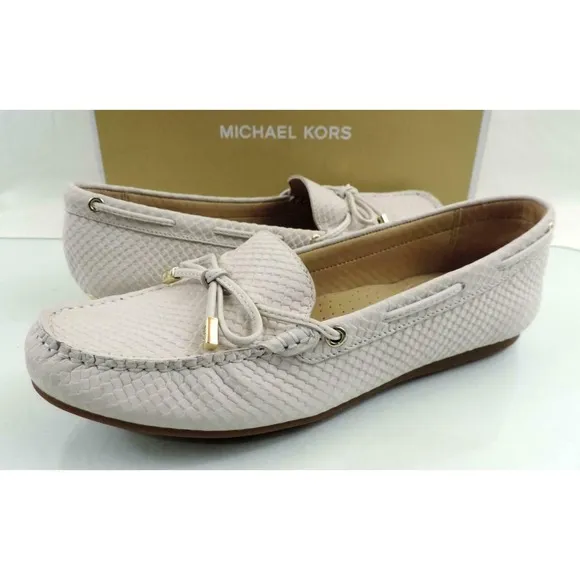Michael Kors SUTTON Moccasin Flat Shoes Embossed Leather Light Cream