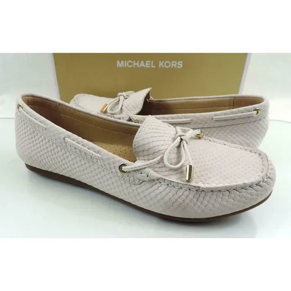Michael Kors SUTTON Moccasin Flat Shoes Embossed Leather Light Cream