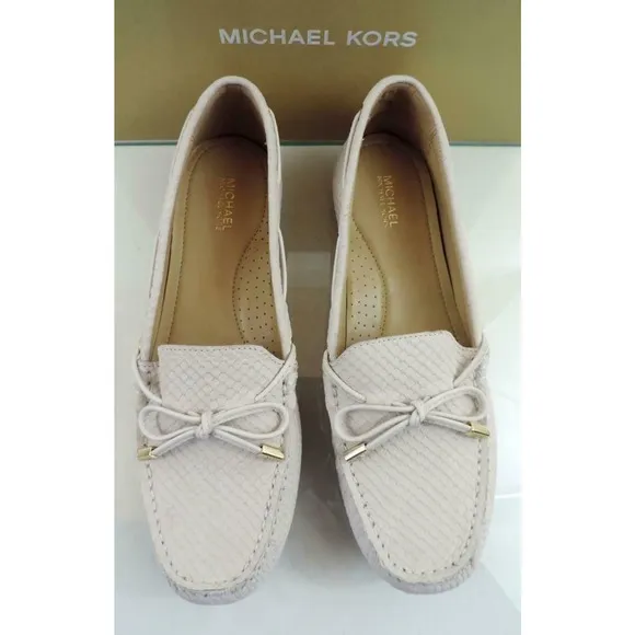 Michael Kors SUTTON Moccasin Flat Shoes Embossed Leather Light Cream