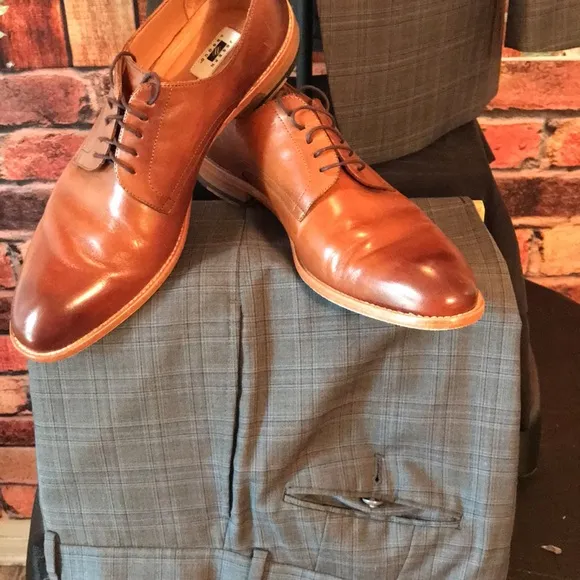 Michael Strahan Gray Suit
