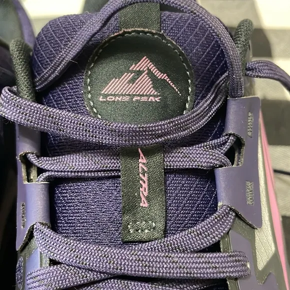 MINT! Altra Women's Lone Peak 7 Trail Running Shoe Size 9.5 AL0A7R7G DarkPurple