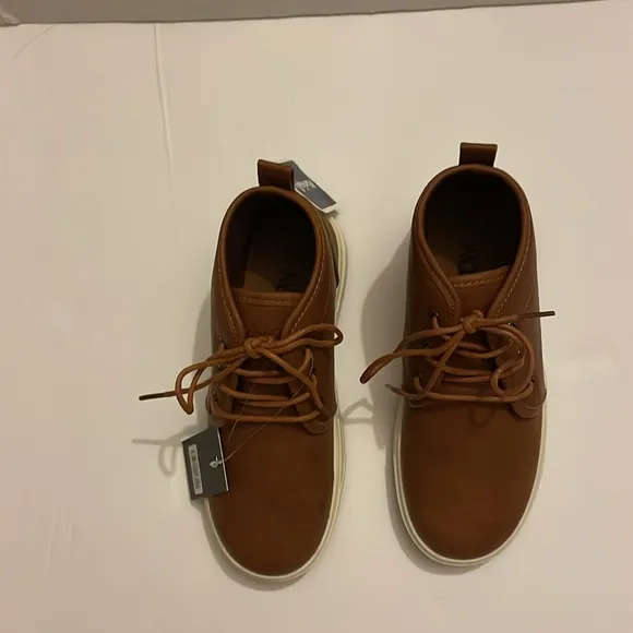 MOSSIMO brown shoes, size 2. All man made material. Unisex, lace up, rubber sole