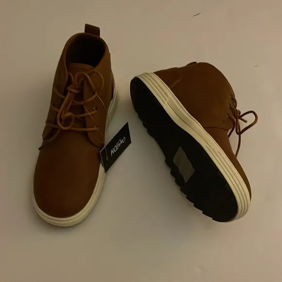 MOSSIMO brown shoes, size 2. All man made material. Unisex, lace up, rubber sole