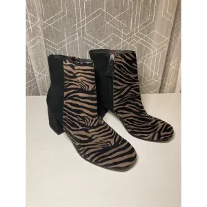 Naked Feet Womens Shoes Animal Print Strata Moto Inspires Bootie Size 6.5M