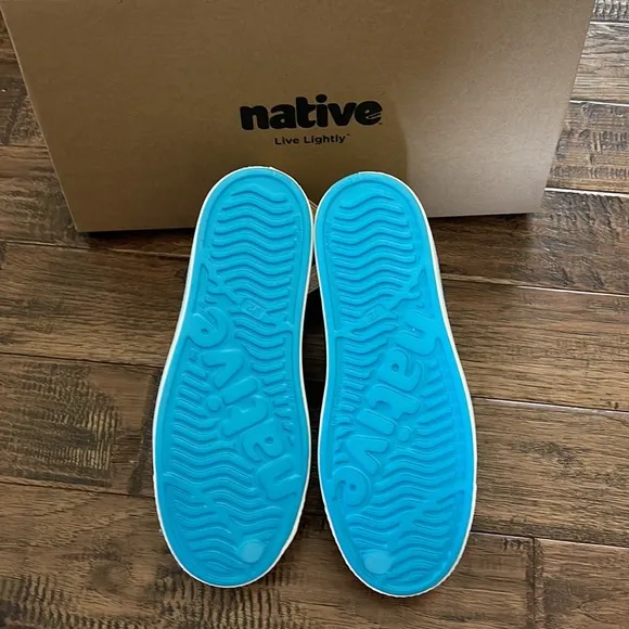Native Shoes Jefferson Bling Blue Coastal Maria Bling Shell White Size 2