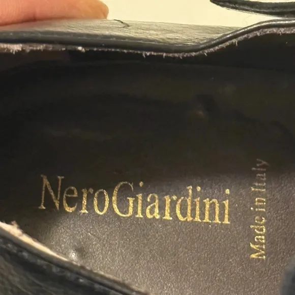 Nero Giardini Italian shoes.In great condition,attractive for chic guys