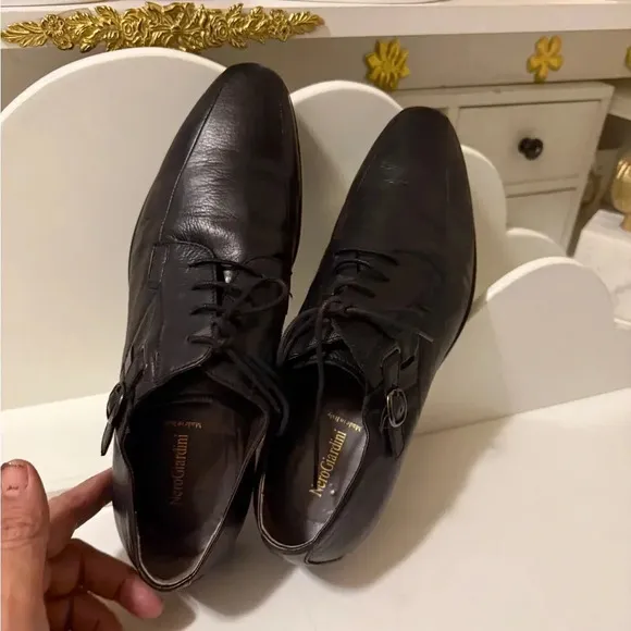 Nero Giardini Italian shoes.In great condition,attractive for chic guys