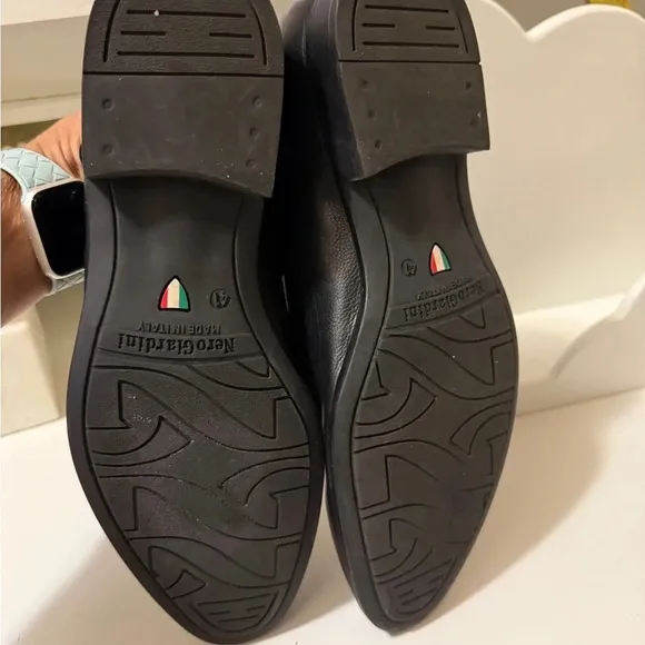 Nero Giardini Italian shoes.In great condition,attractive for chic guys