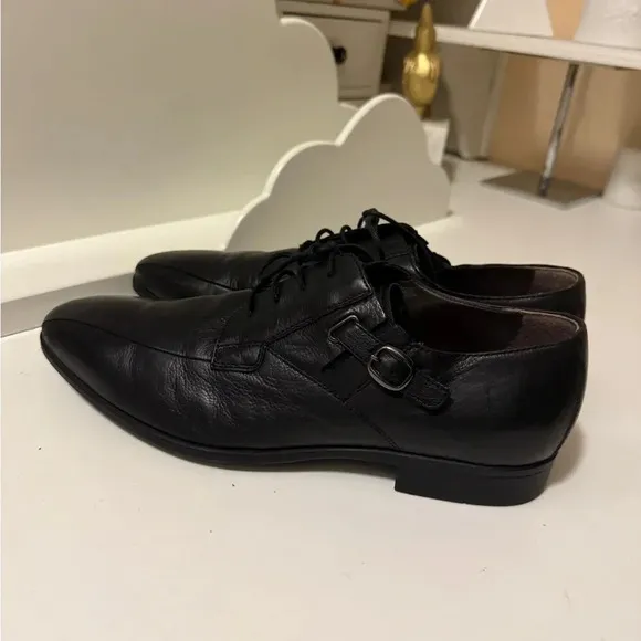 Nero Giardini Italian shoes.In great condition,attractive for chic guys