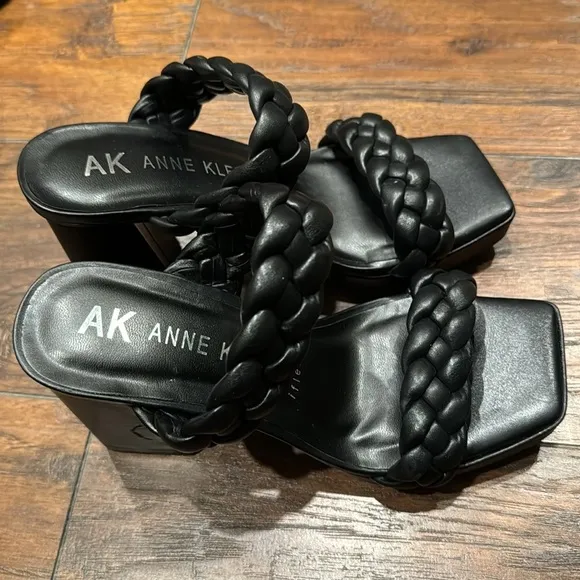 NEW! Anne Klein Alexander Bubble Braid Heel - Size 5