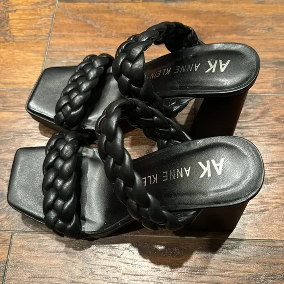NEW! Anne Klein Alexander Bubble Braid Heel - Size 5
