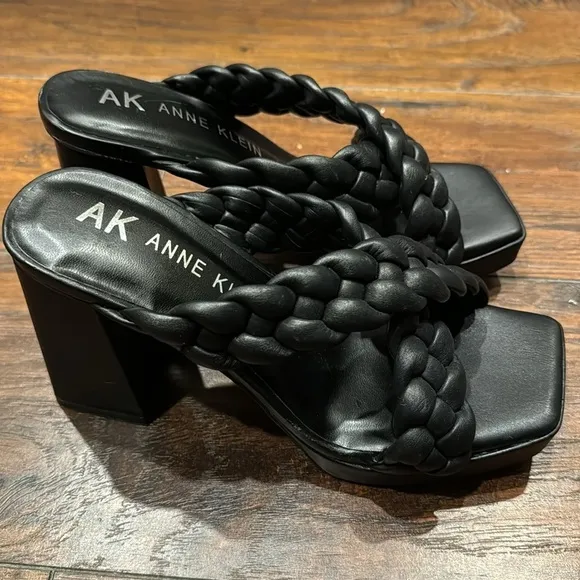 NEW! Anne Klein Black Aiden Bubble Braid Heel - Size 5.5