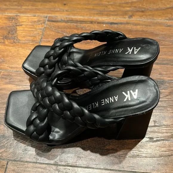 NEW! Anne Klein Black Aiden Bubble Braid Heel - Size 5.5