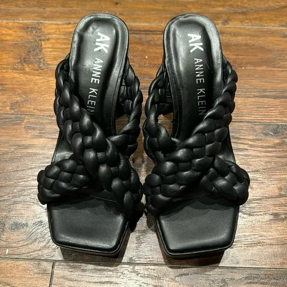 NEW! Anne Klein Black Aiden Bubble Braid Heel - Size 5.5