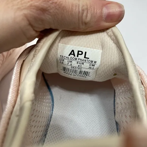 NEW APL Techloom Phantom shoes Pink size 10 P179