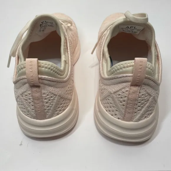 NEW APL Techloom Phantom shoes Pink size 10 P179