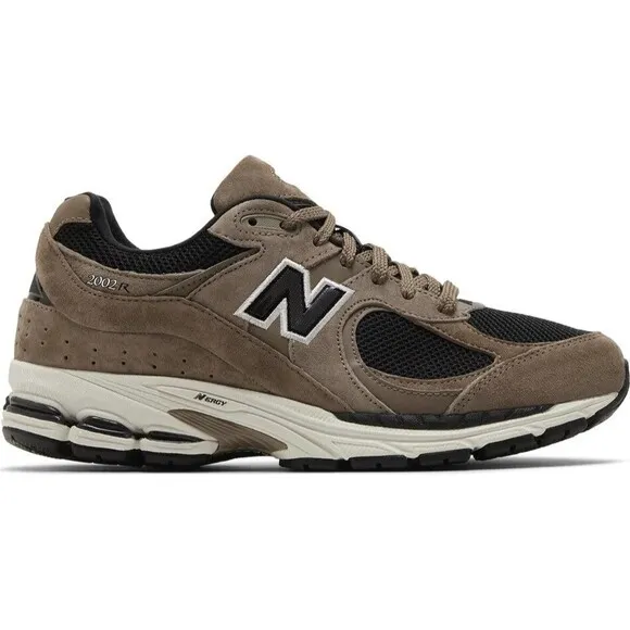 NEW BALANCE 2002R MEN'S SIZE 9 SNEAKERS SHOES M2002RTJ 283 BROWN
