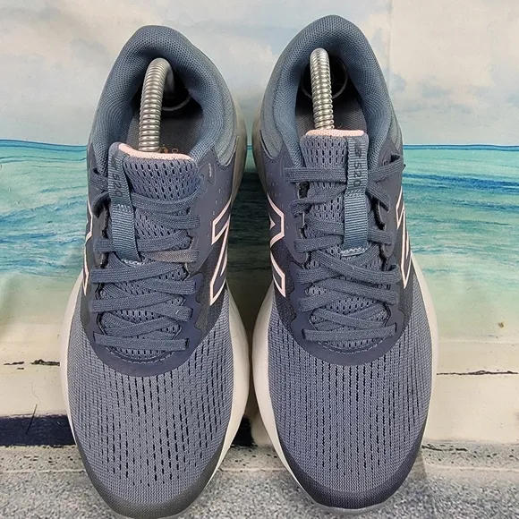 New Balance 520 V7 Womens 7