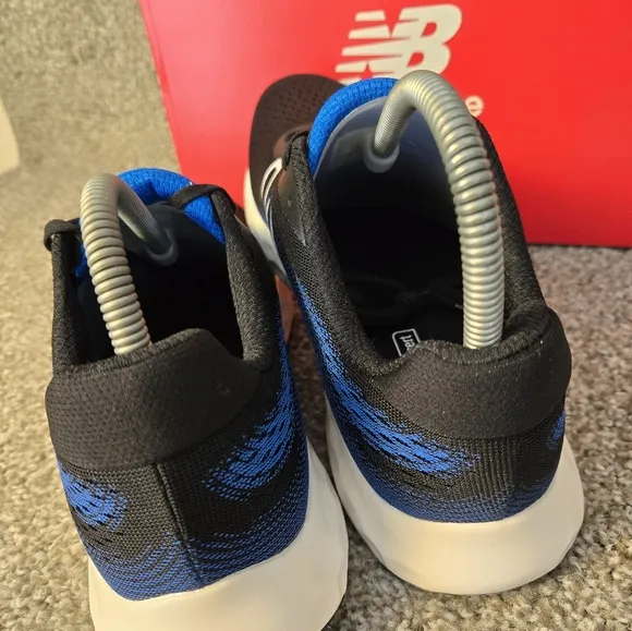 New Balance 520rw8 Light Weight Runners  M520RW8 Running Course - Blue Black