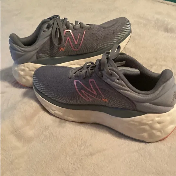 New Balance 840 Women's Artic Gray Running Shoes 8.5 WIDE