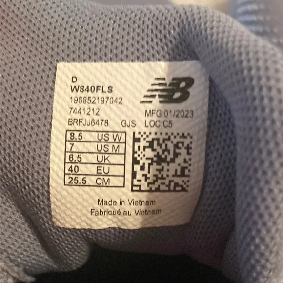 New Balance 840 Women's Artic Gray Running Shoes 8.5 WIDE