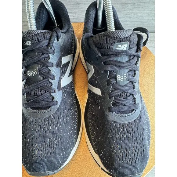 New Balance 880 Womens Black Gray Athletic Running Shoes Size 8 W880BK9